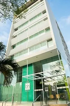 ホテル Bh Barranquilla