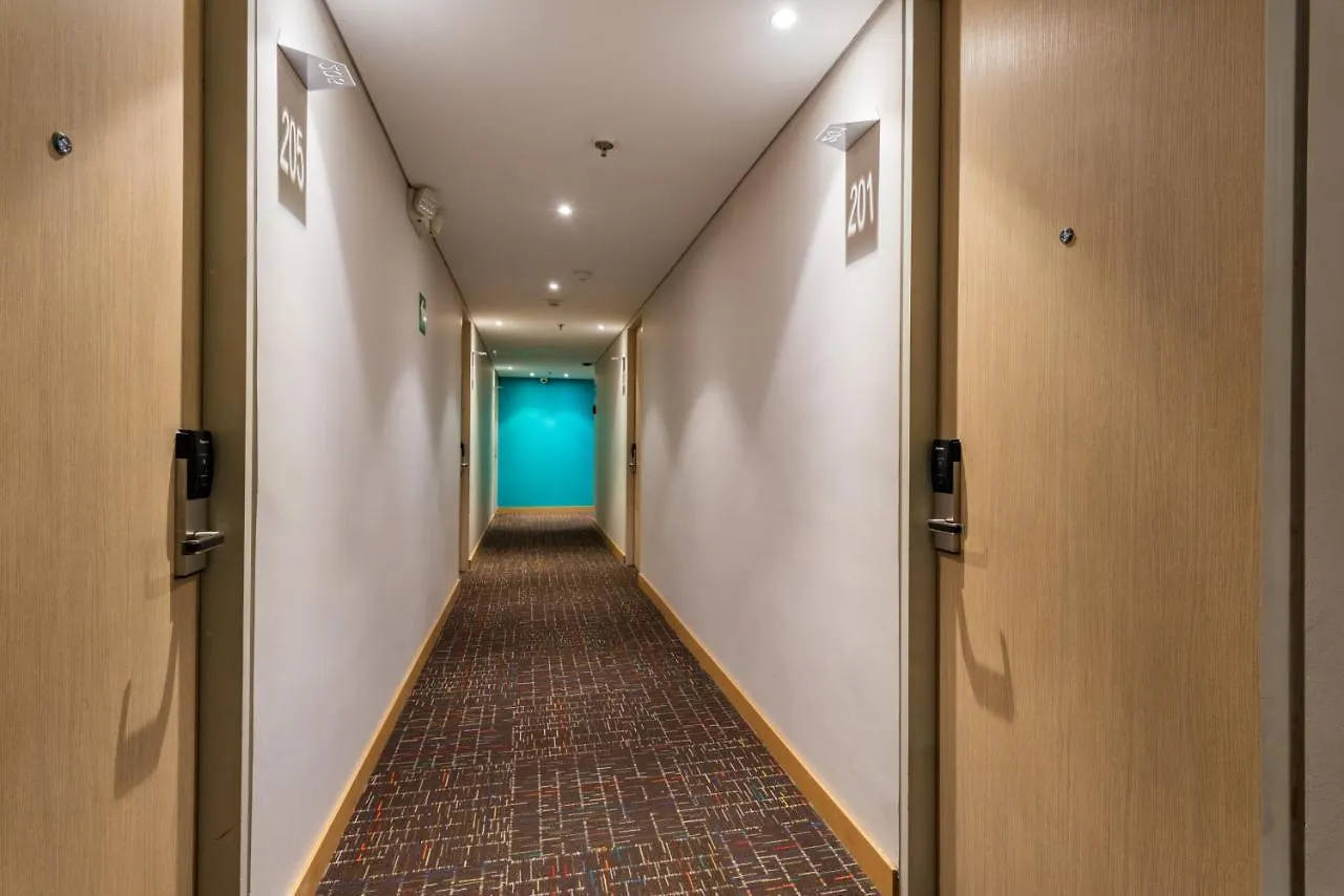Bh Barranquilla Hotel