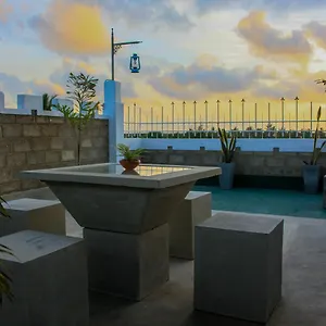 niwahana-transit-city-hotel.kandyhotelsnow.com/